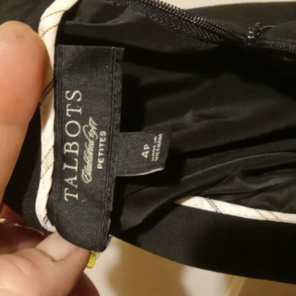 Skirt - Picture 5 of 7